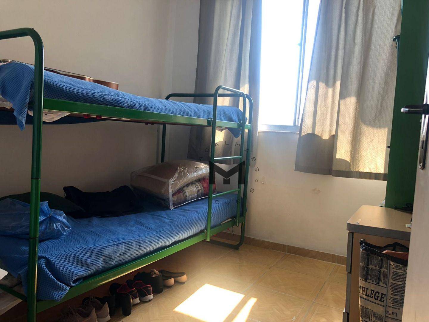 Apartamento à venda com 2 quartos, 67m² - Foto 4