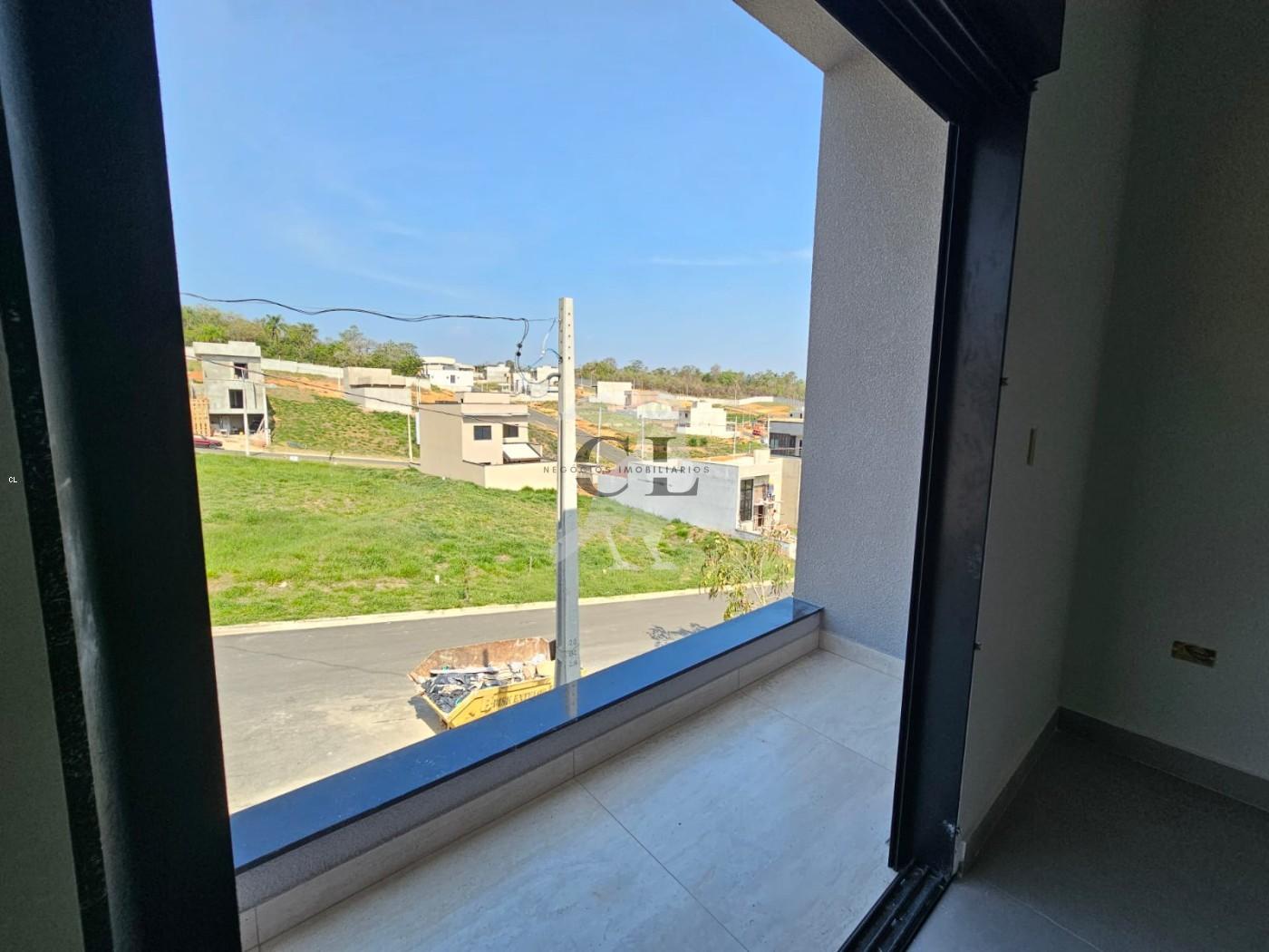 Casa à venda com 2 quartos, 140m² - Foto 13