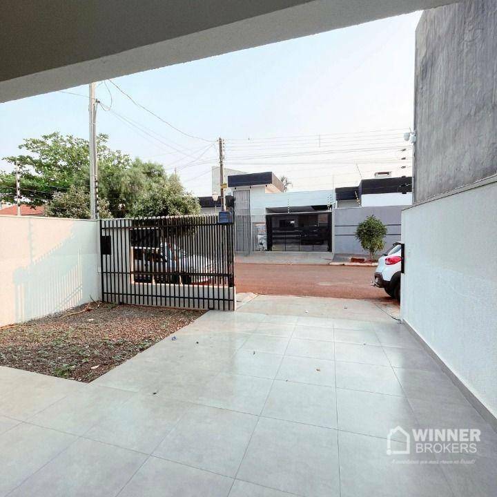 Casa à venda com 2 quartos, 69m² - Foto 4