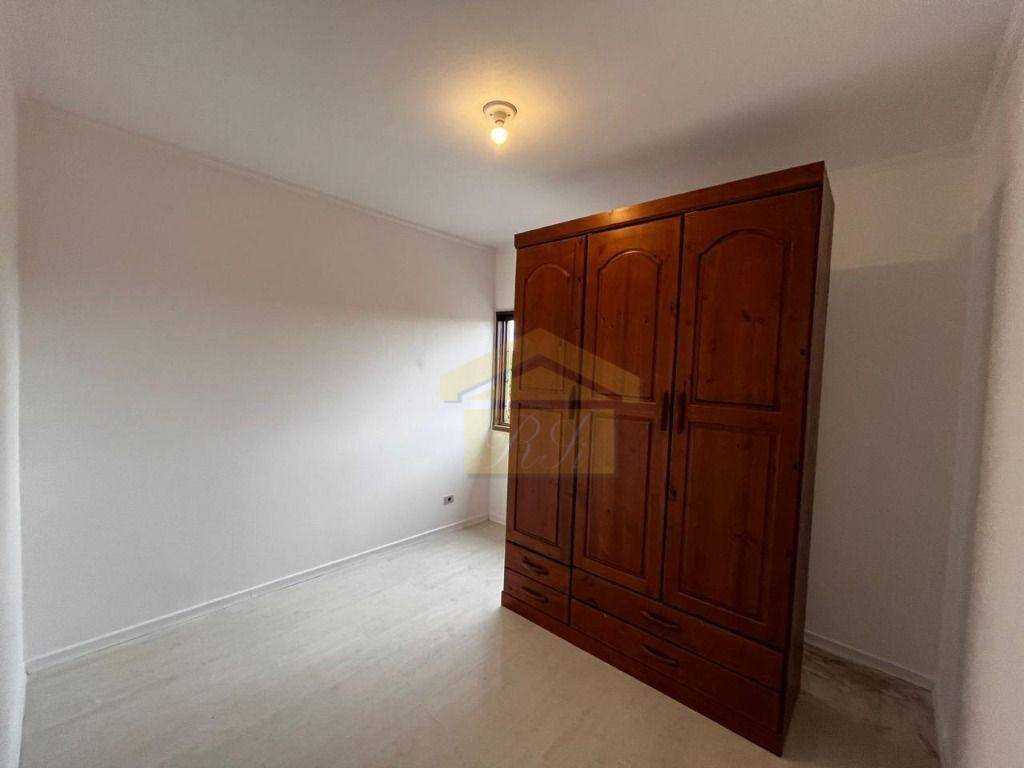 Sobrado para alugar com 3 quartos, 210m² - Foto 11