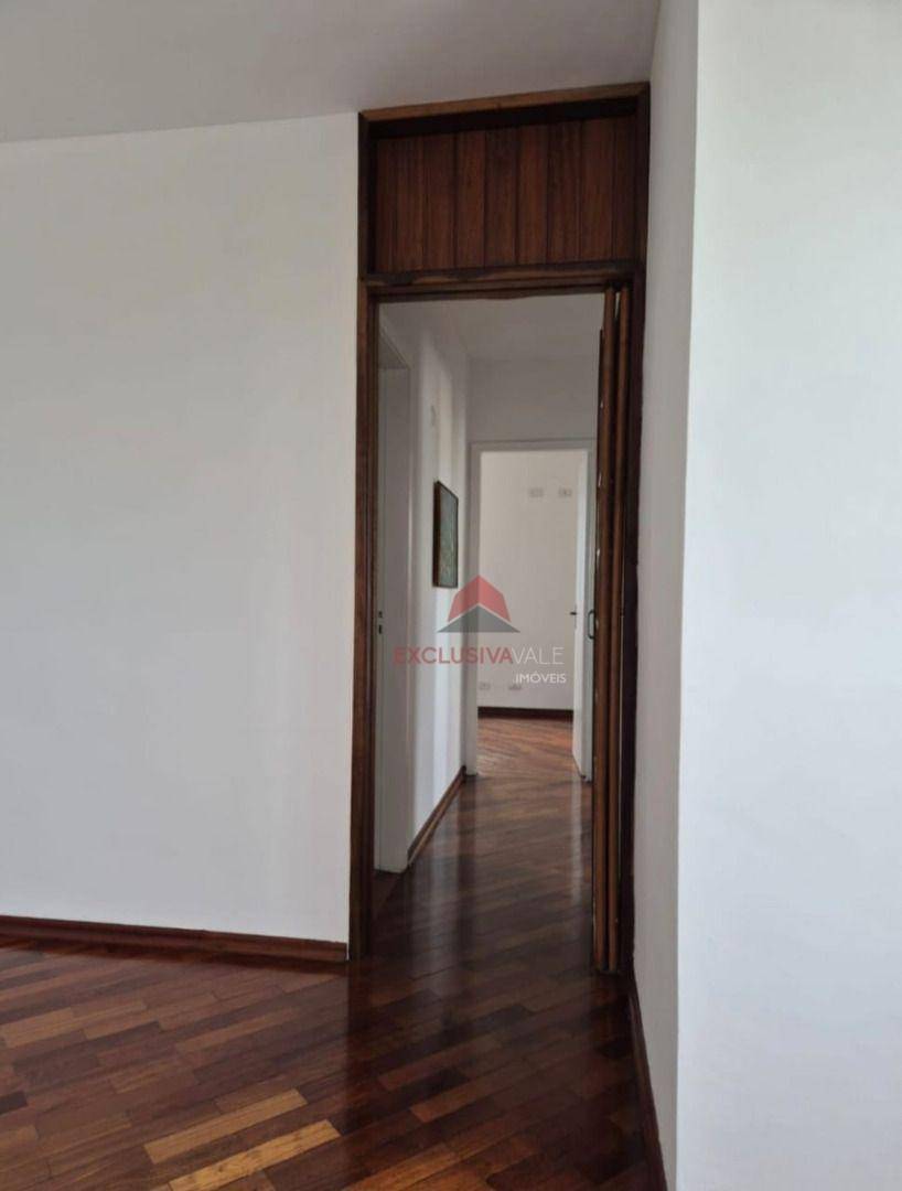Apartamento à venda com 3 quartos, 75m² - Foto 3