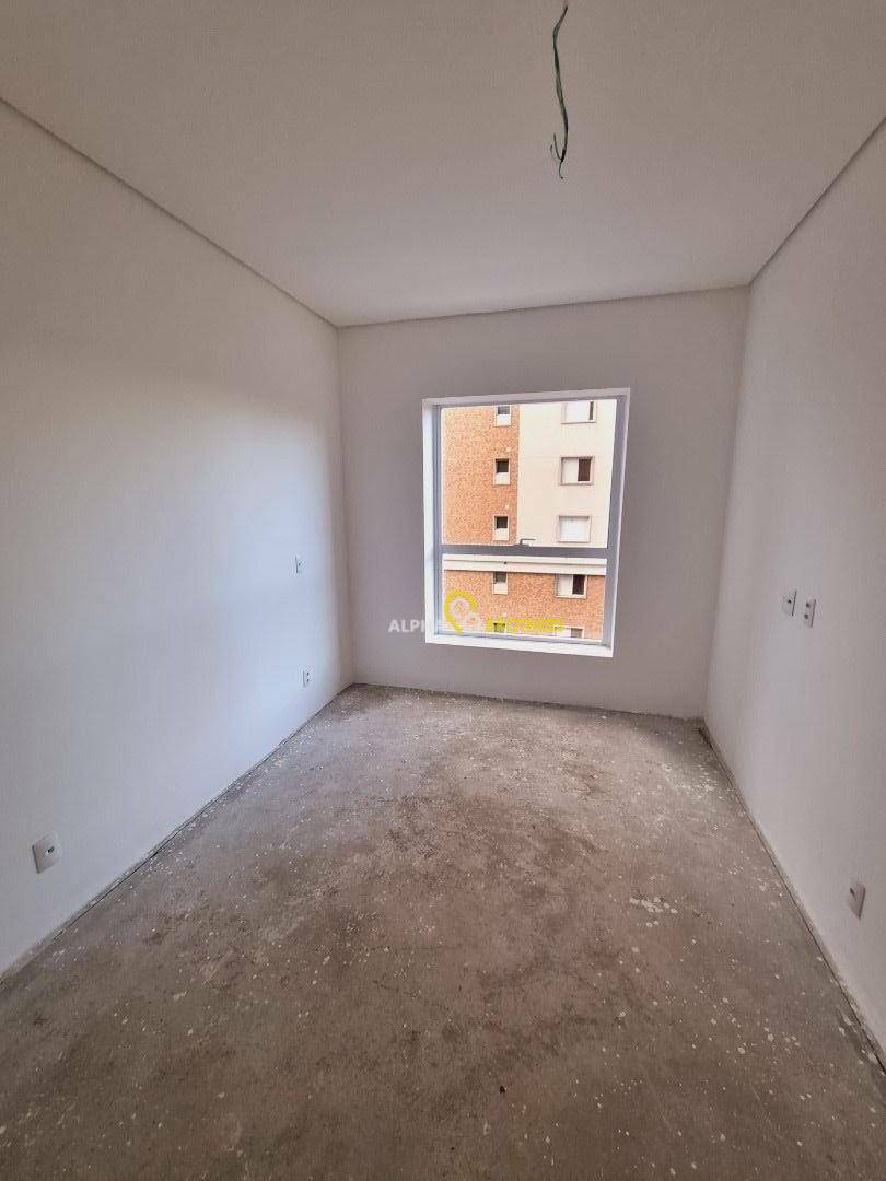 Apartamento à venda com 1 quarto, 55m² - Foto 11