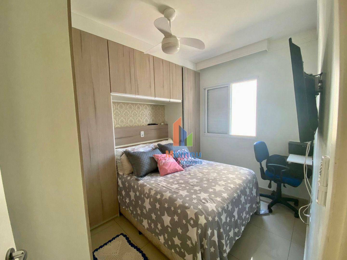 Apartamento para alugar com 2 quartos, 56m² - Foto 8