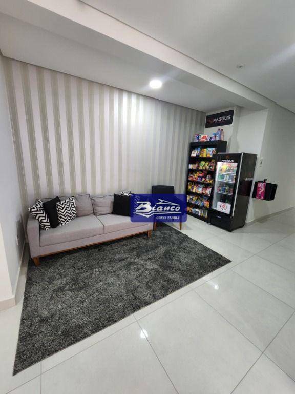 Apartamento à venda com 2 quartos, 46m² - Foto 2