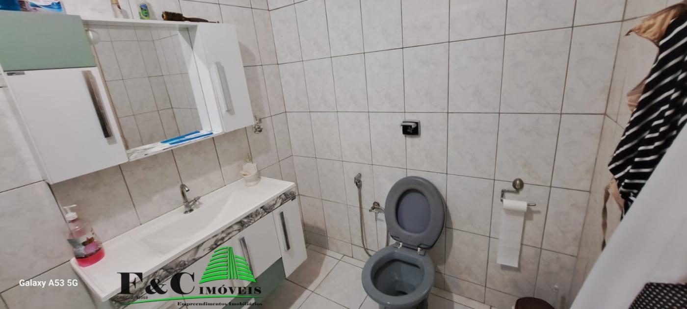 Casa à venda com 2 quartos, 160m² - Foto 5