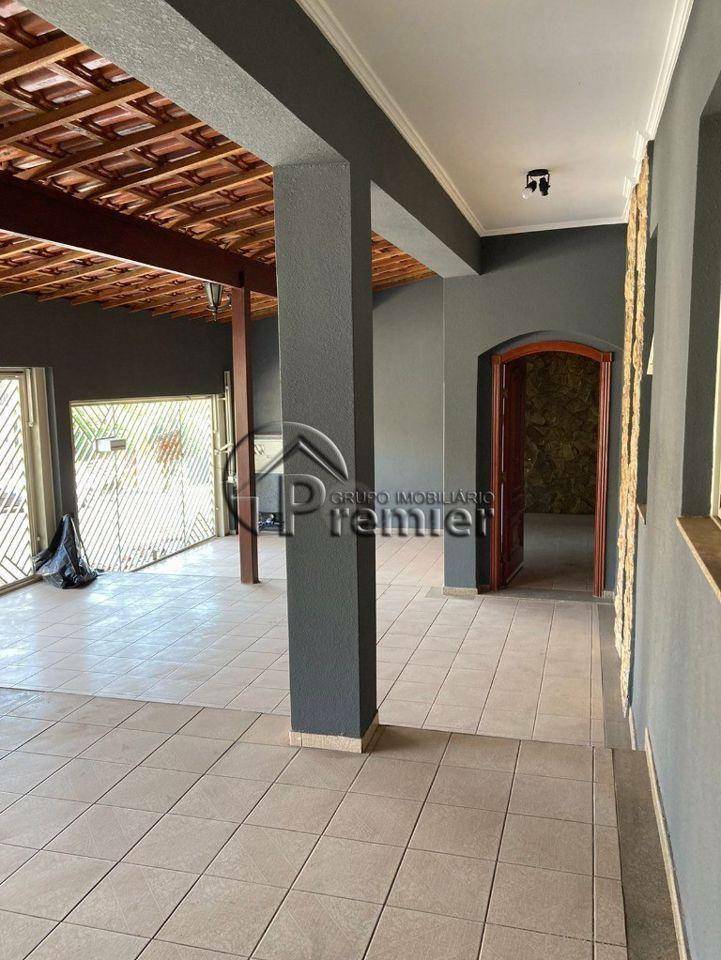 Casa à venda e aluguel com 3 quartos, 262m² - Foto 5