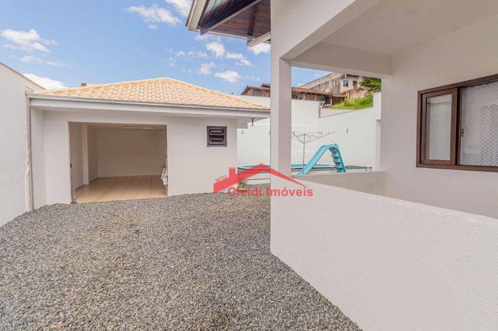 Casa à venda com 3 quartos, 140m² - Foto 17