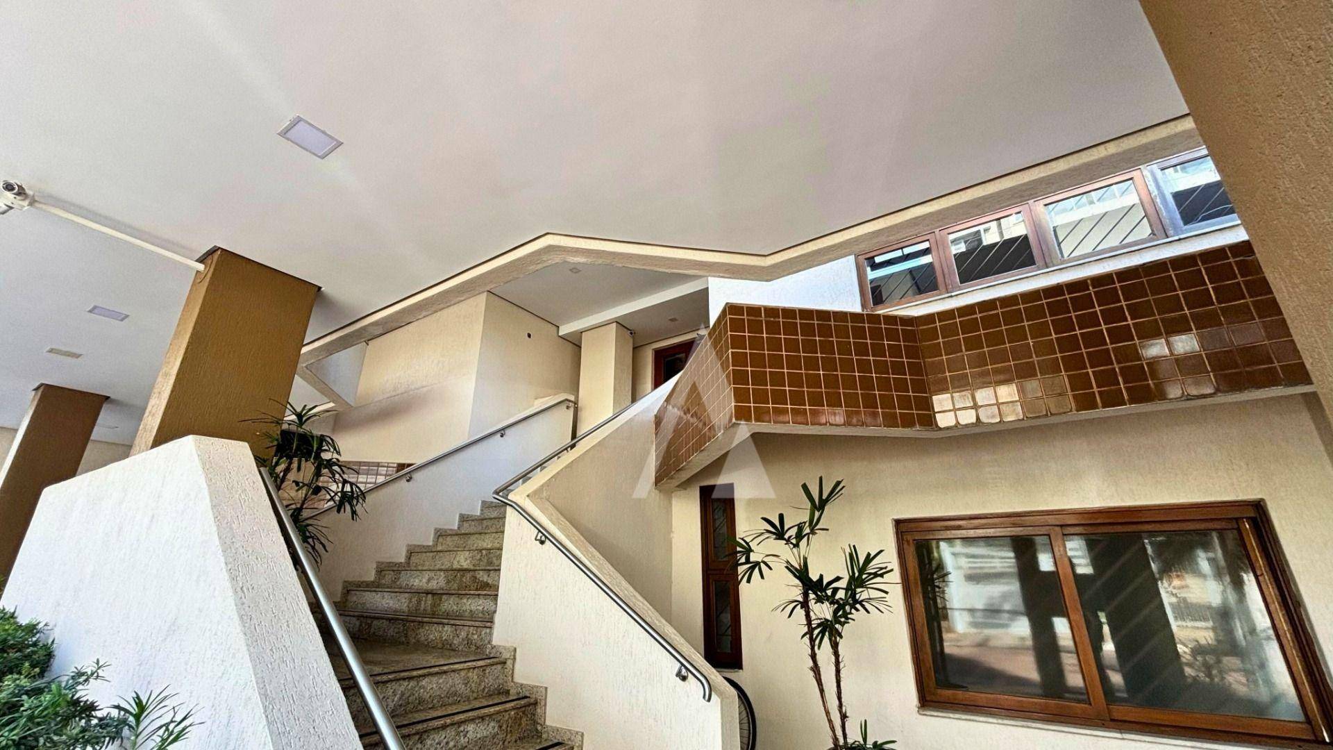 Apartamento à venda com 3 quartos, 139m² - Foto 23
