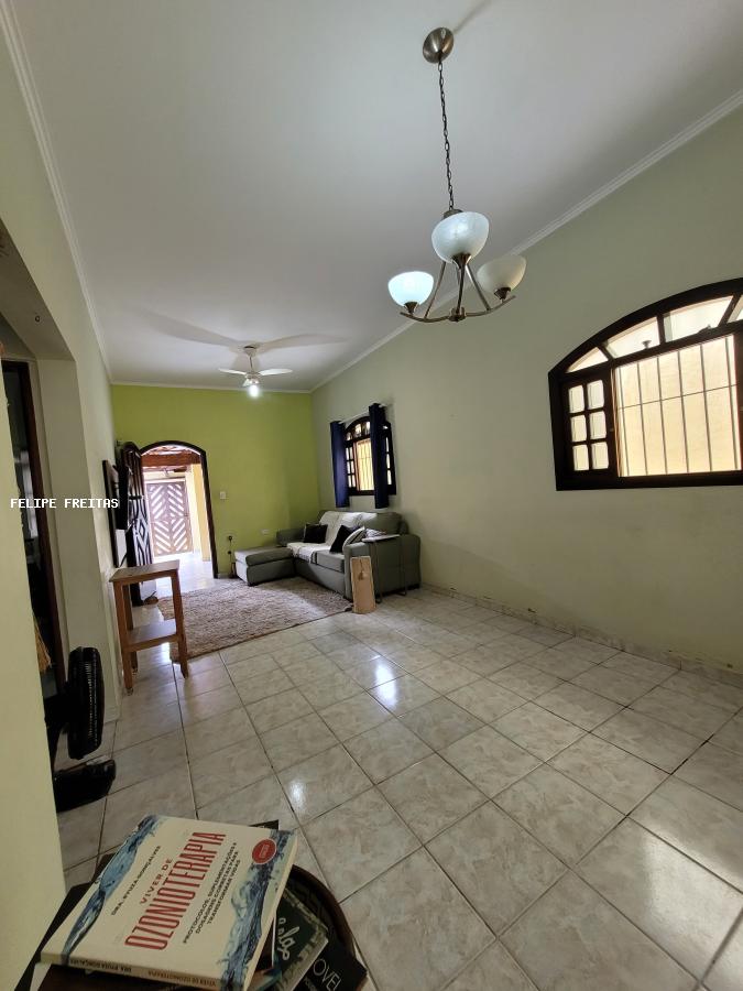 Casa à venda com 2 quartos, 164m² - Foto 7