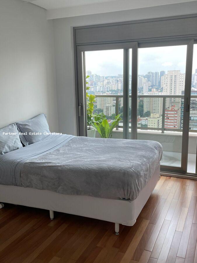 Apartamento à venda com 3 quartos, 275m² - Foto 18