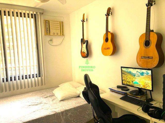 Apartamento à venda com 3 quartos, 105m² - Foto 11