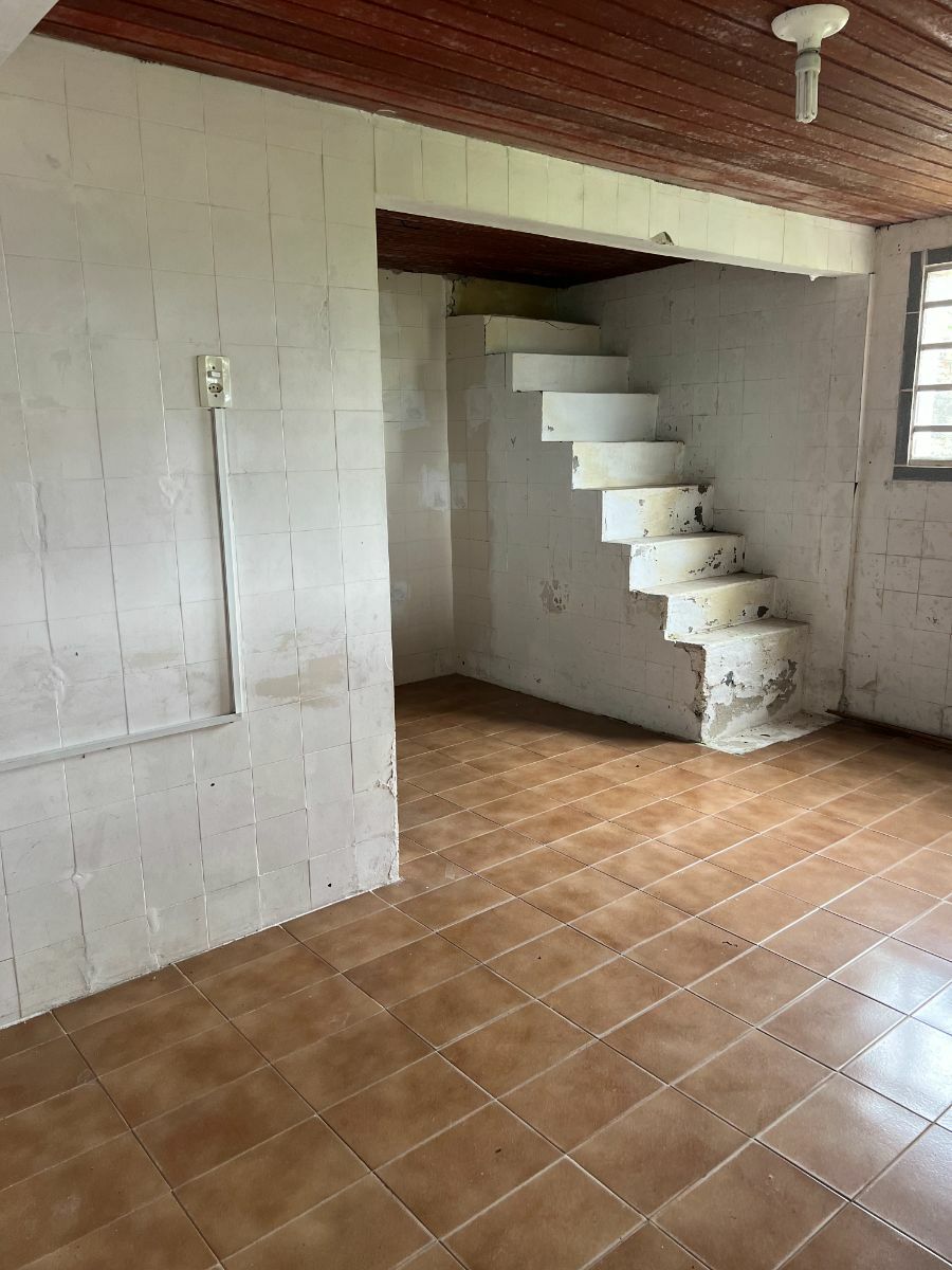 Casa à venda com 3 quartos, 90m² - Foto 16