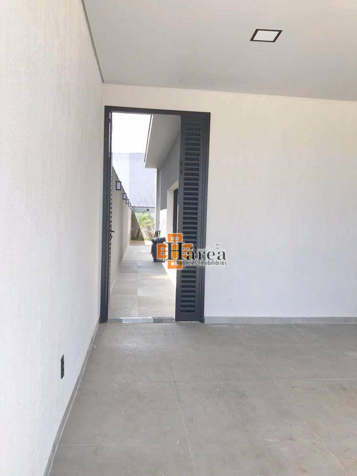Sobrado à venda com 4 quartos, 300m² - Foto 34