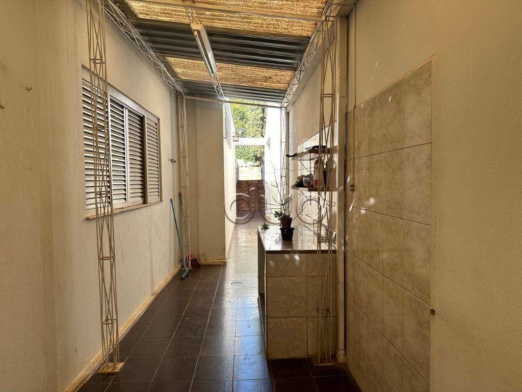 Casa à venda com 3 quartos, 350m² - Foto 20