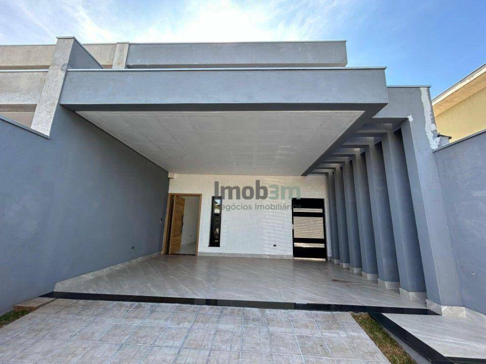 Casa à venda com 3 quartos, 140m² - Foto 2