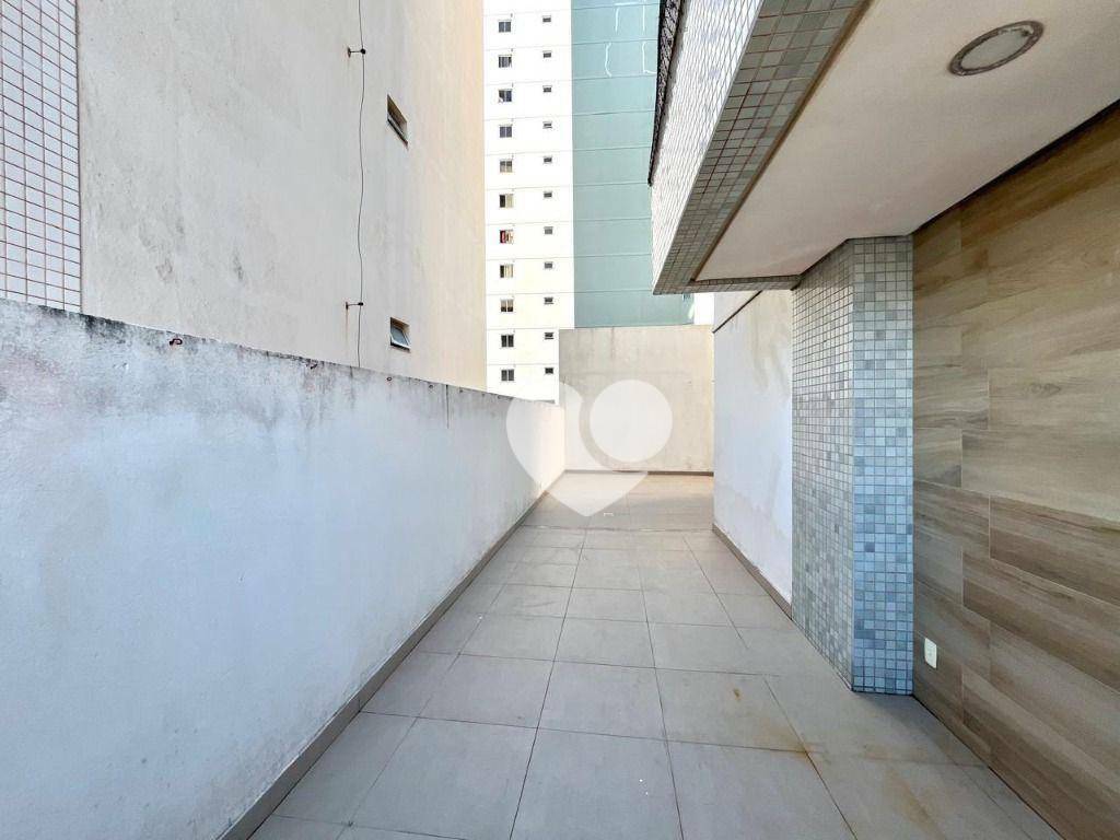 Apartamento para alugar com 3 quartos, 165m² - Foto 4