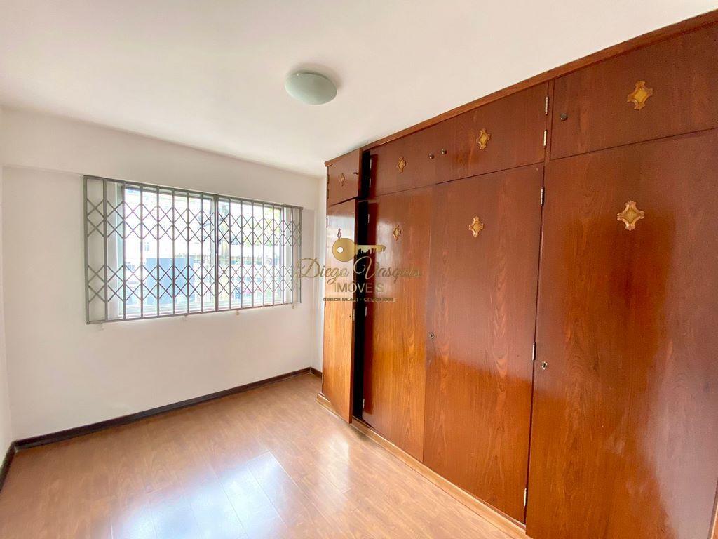 Apartamento à venda com 3 quartos, 96m² - Foto 2