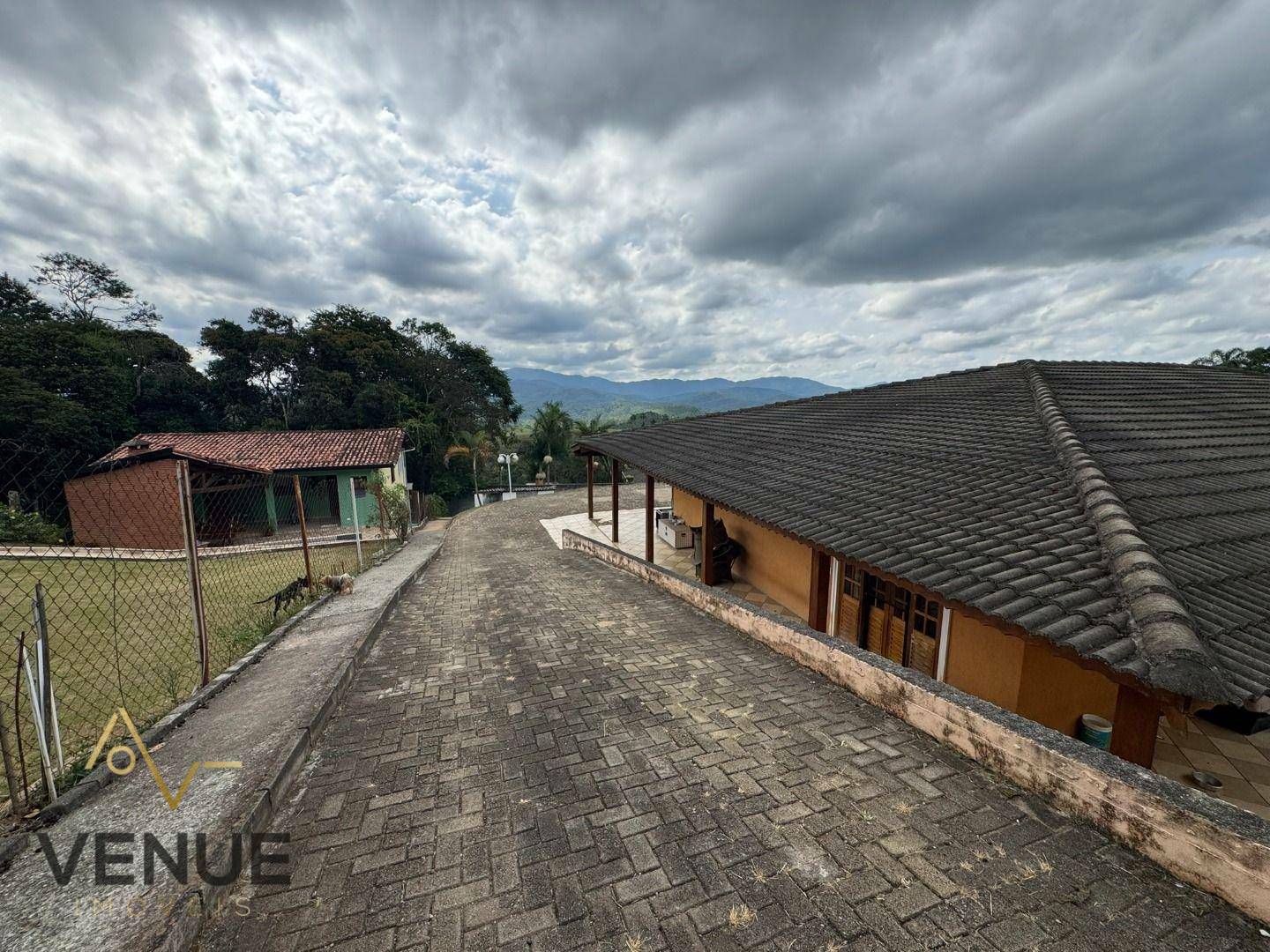 Chácara à venda com 3 quartos, 650m² - Foto 27
