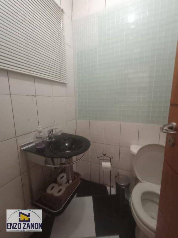 Sobrado à venda com 4 quartos, 195m² - Foto 11