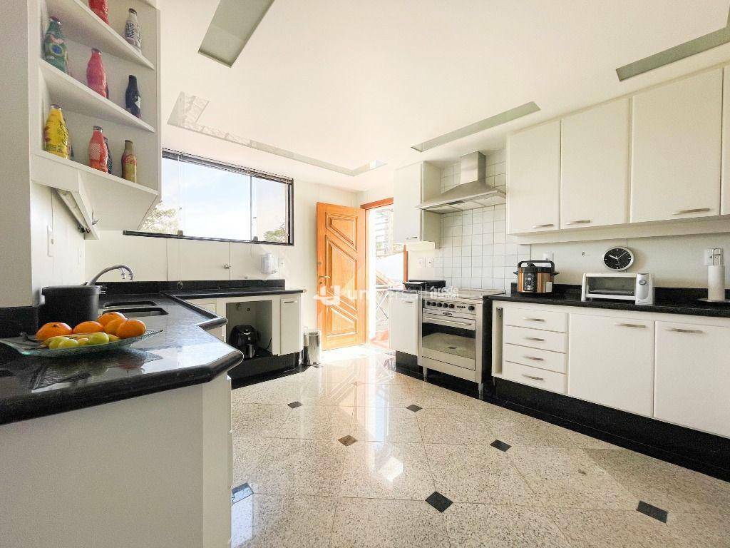 Casa de Condomínio à venda com 5 quartos, 650m² - Foto 26