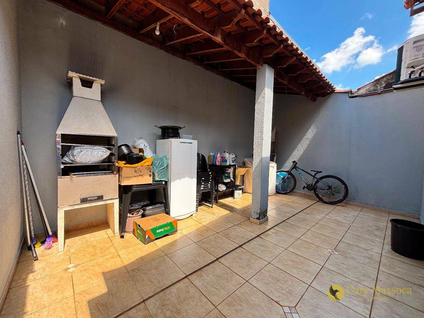 Casa à venda com 2 quartos, 110m² - Foto 9