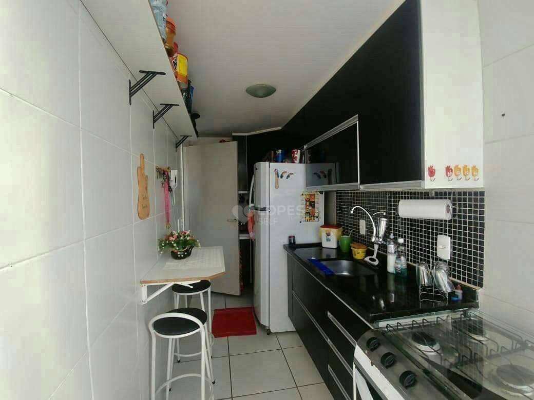 Apartamento à venda com 3 quartos, 85m² - Foto 6