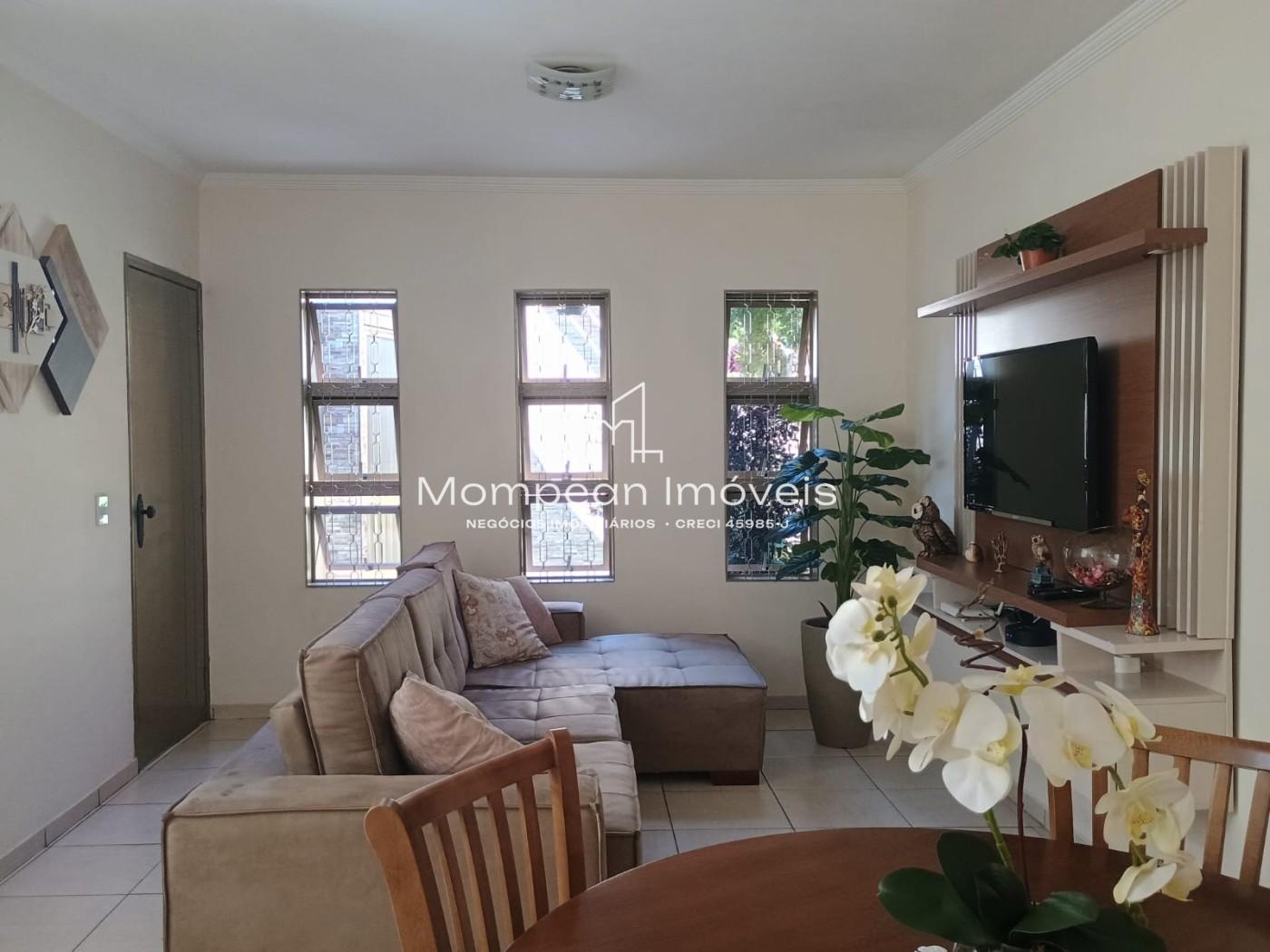 Casa à venda com 2 quartos, 141m² - Foto 1