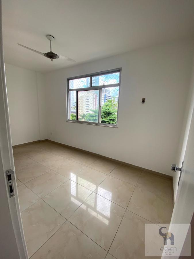 Apartamento à venda com 2 quartos, 75m² - Foto 18