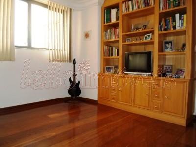 Apartamento para alugar com 4 quartos, 220m² - Foto 7