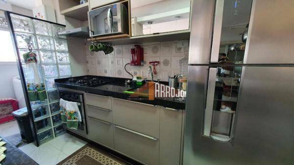 Apartamento à venda com 2 quartos, 64m² - Foto 29