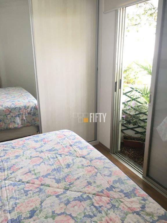 Apartamento para alugar com 2 quartos, 122m² - Foto 12