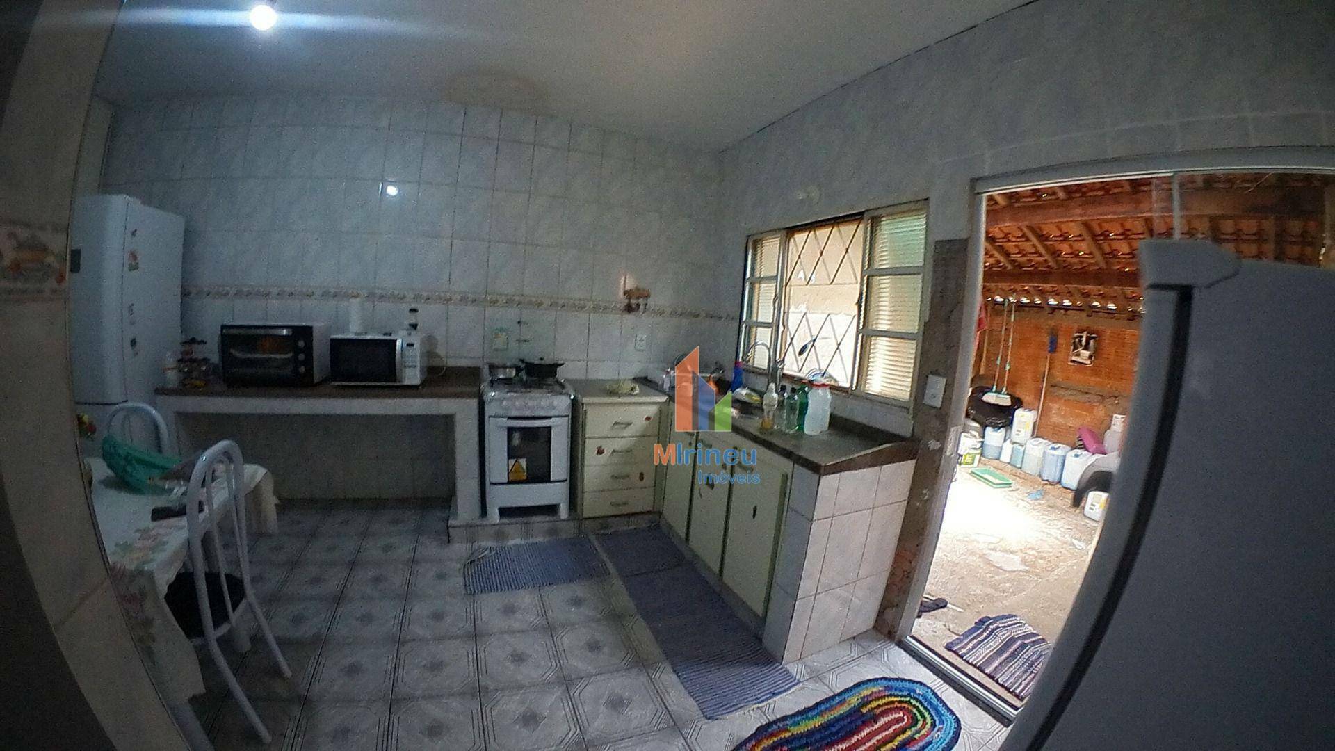 Casa à venda com 3 quartos, 200m² - Foto 11