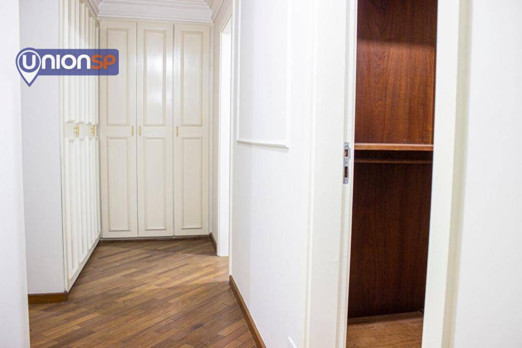 Apartamento à venda com 3 quartos, 247m² - Foto 23