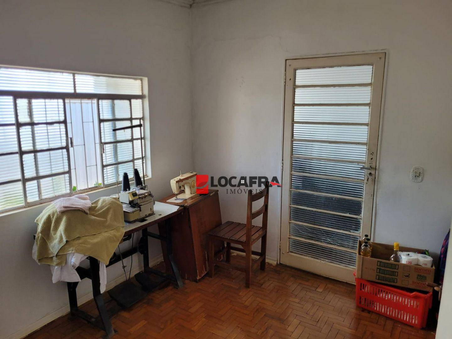 Casa à venda com 5 quartos, 159m² - Foto 8