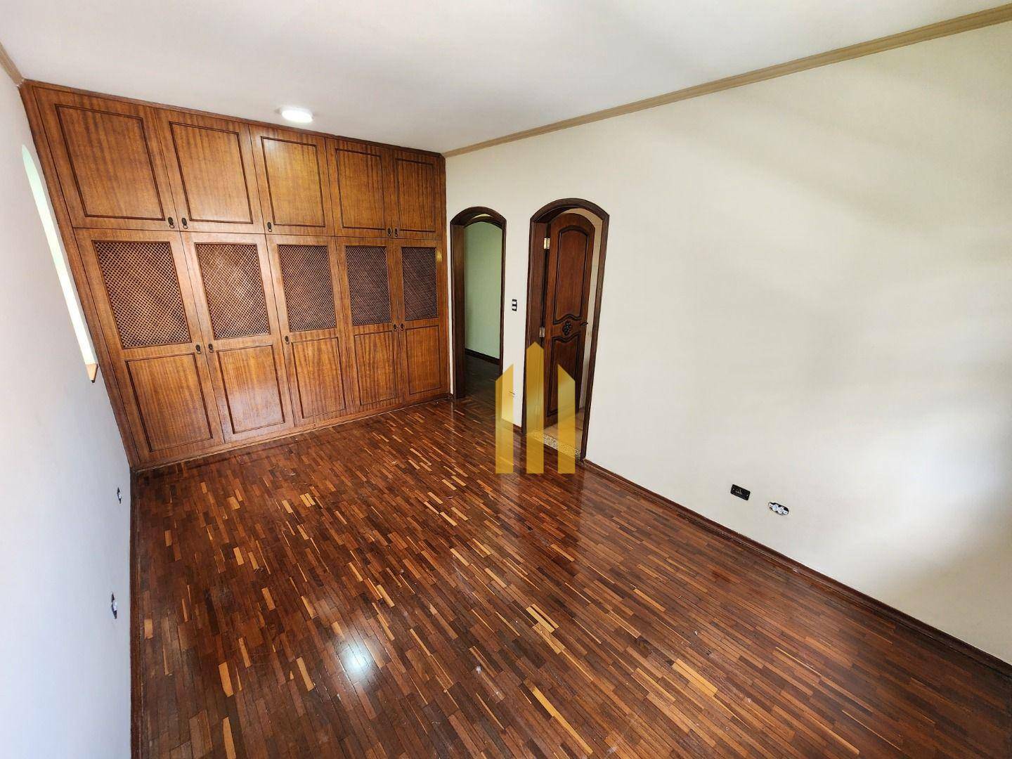 Sobrado à venda e aluguel com 4 quartos, 172m² - Foto 18