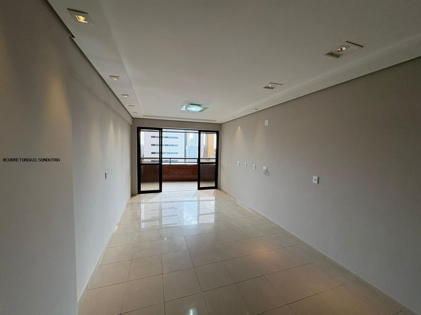 Apartamento à venda com 4 quartos, 156m² - Foto 5