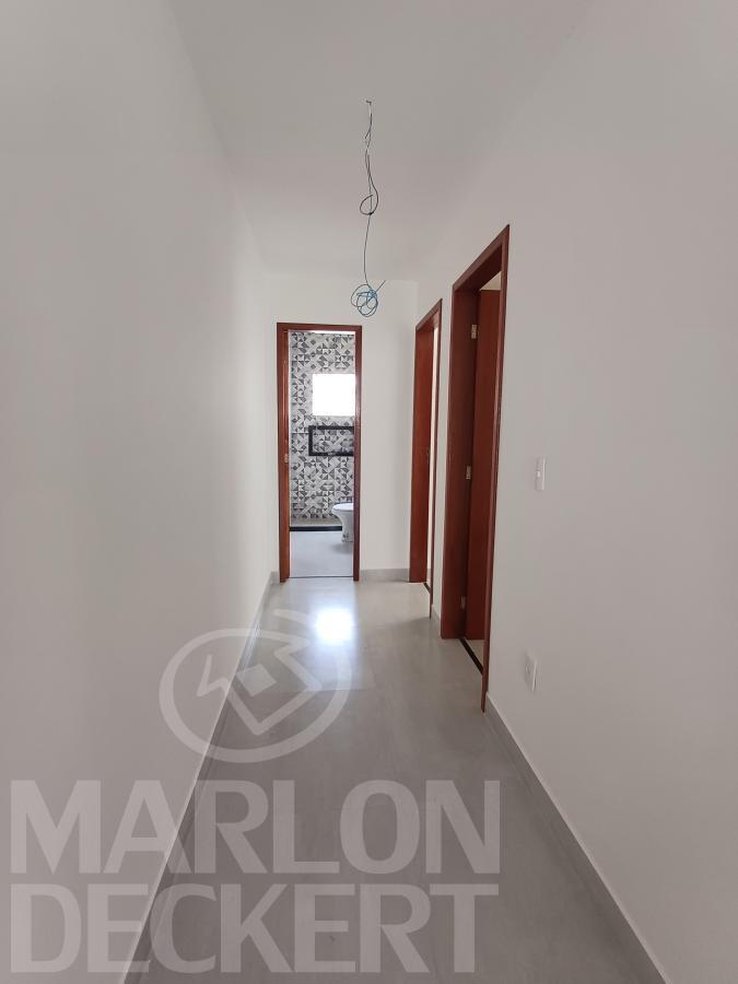 Casa à venda com 2 quartos, 68m² - Foto 15