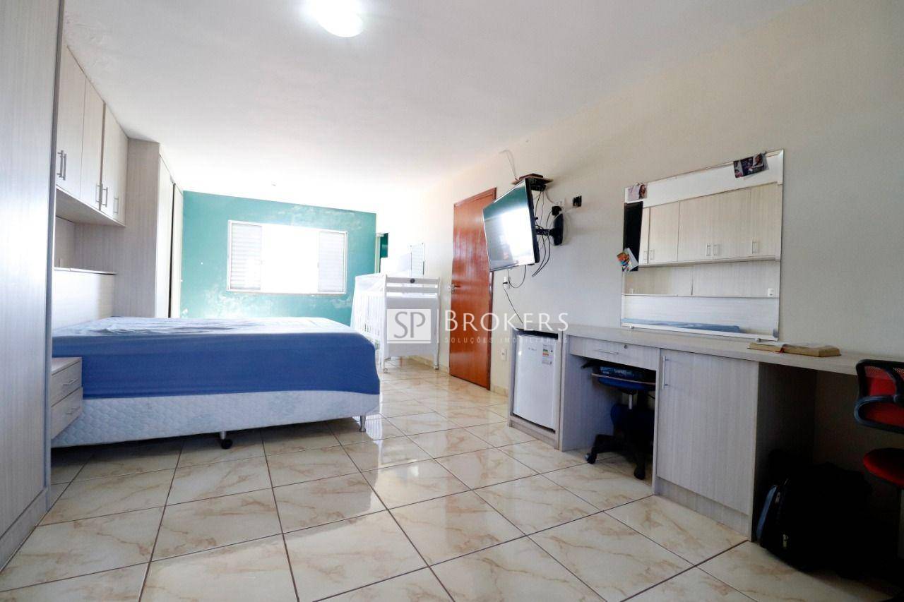 Casa à venda com 4 quartos, 360m² - Foto 9