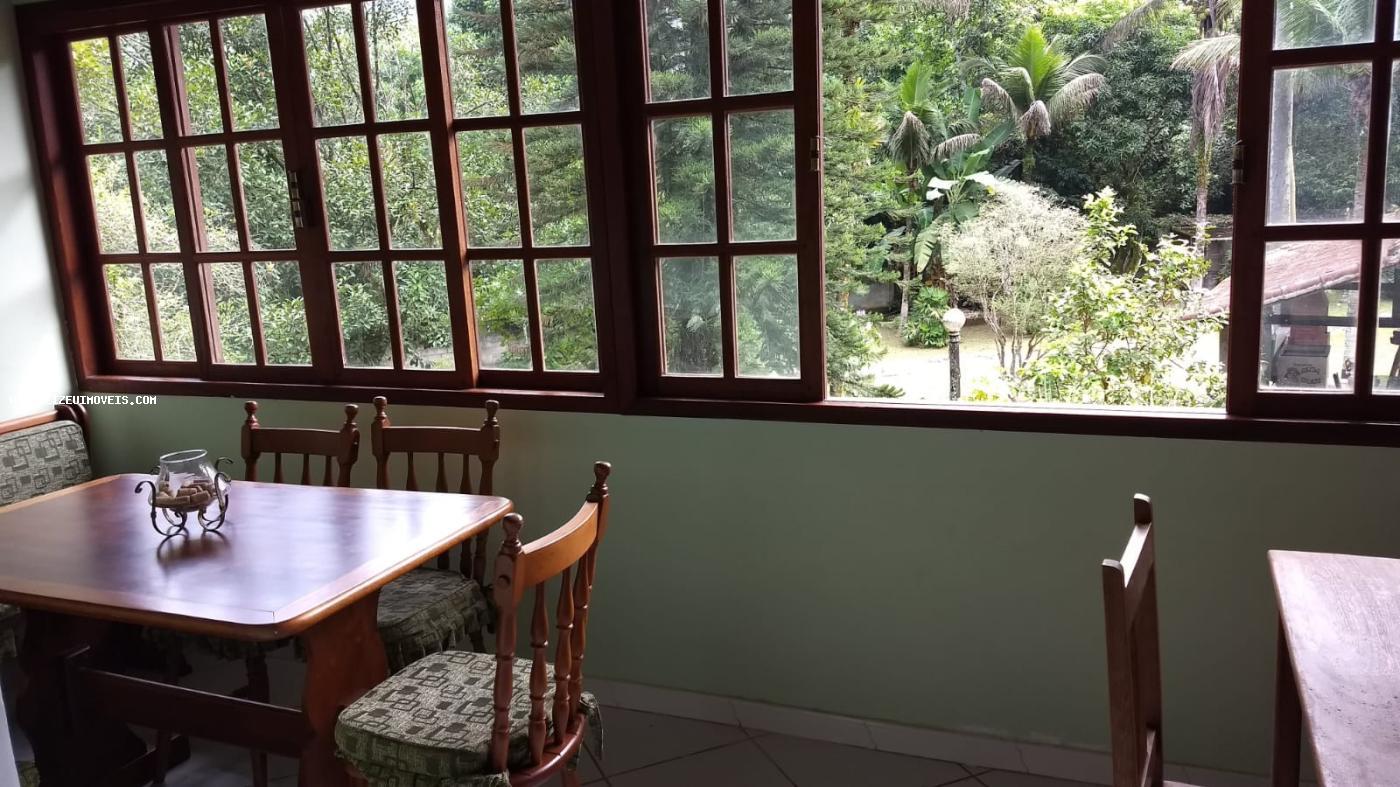 Sítio para alugar com 8 quartos, 1600m² - Foto 17