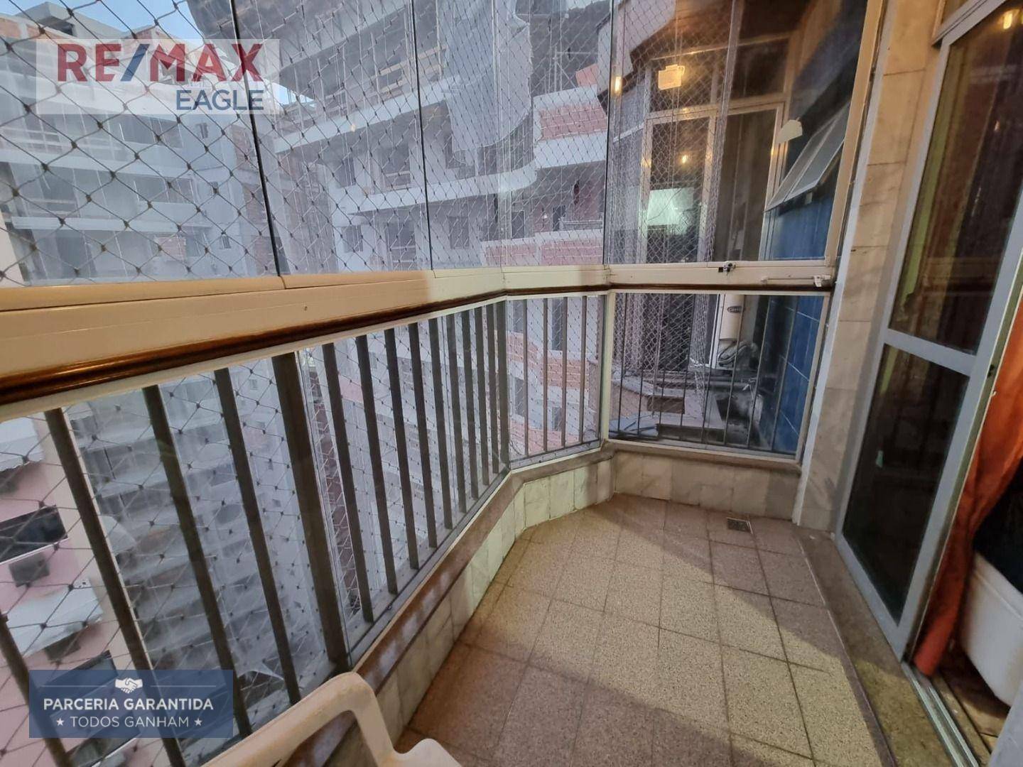 Cobertura à venda com 4 quartos, 350m² - Foto 17