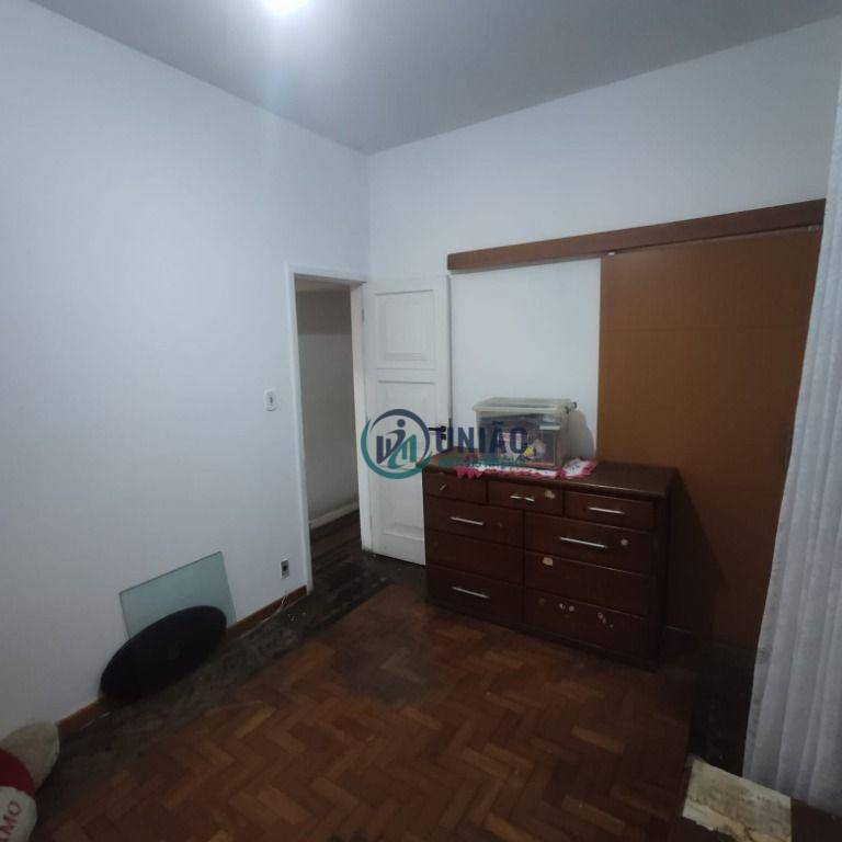 Apartamento à venda com 3 quartos, 113m² - Foto 10