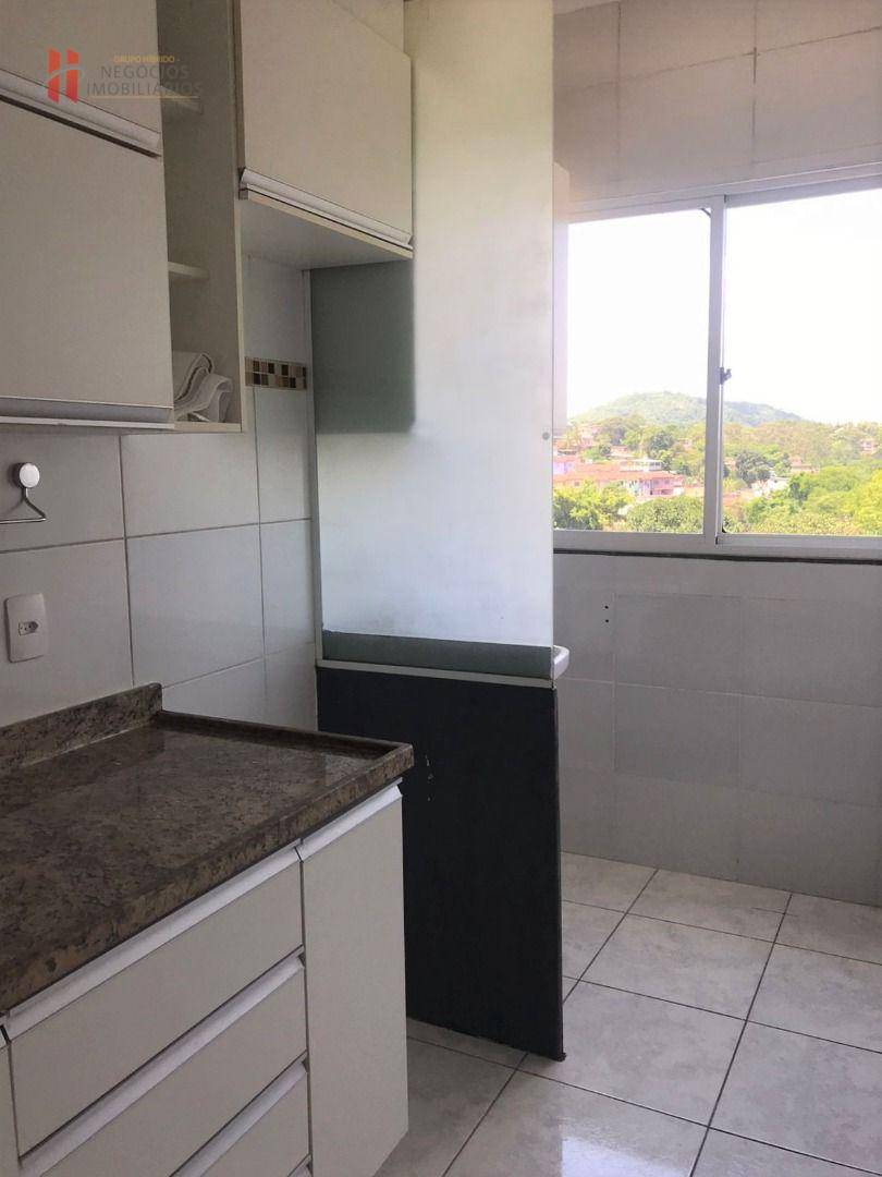 Apartamento à venda com 2 quartos, 60m² - Foto 19