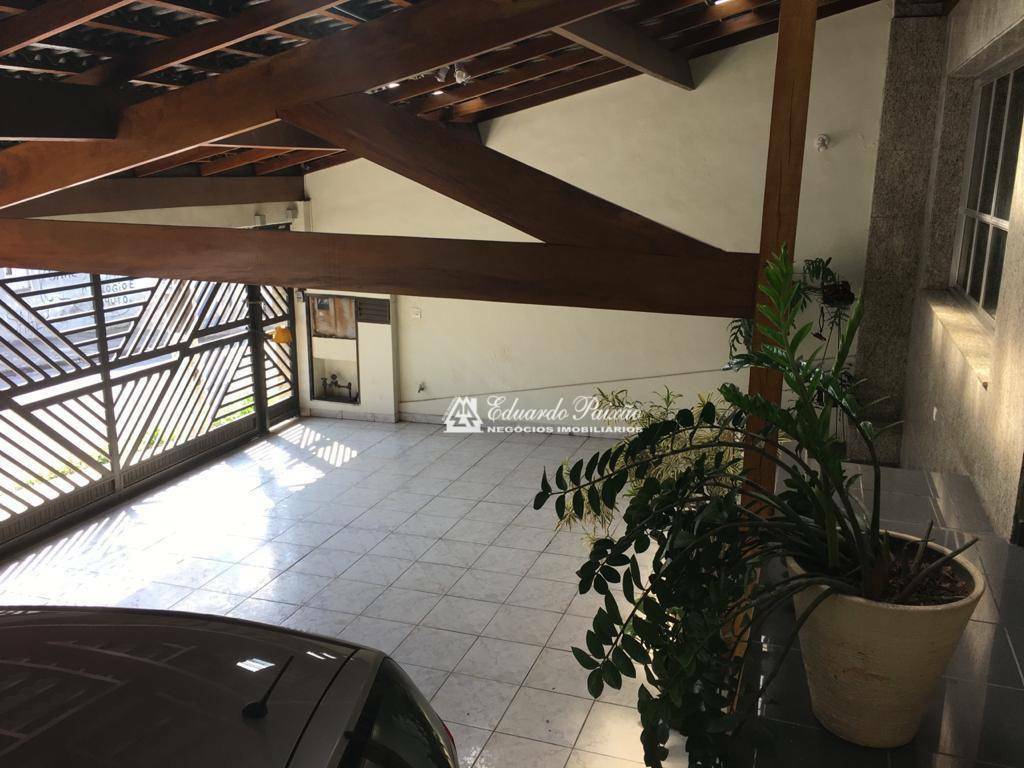 Casa à venda com 3 quartos, 280m² - Foto 3