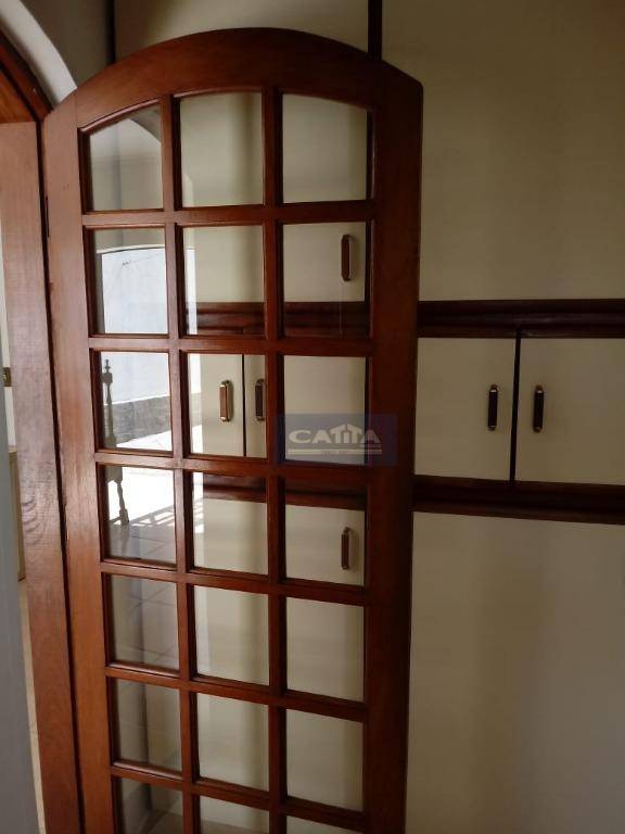 Sobrado para alugar com 4 quartos, 296m² - Foto 13