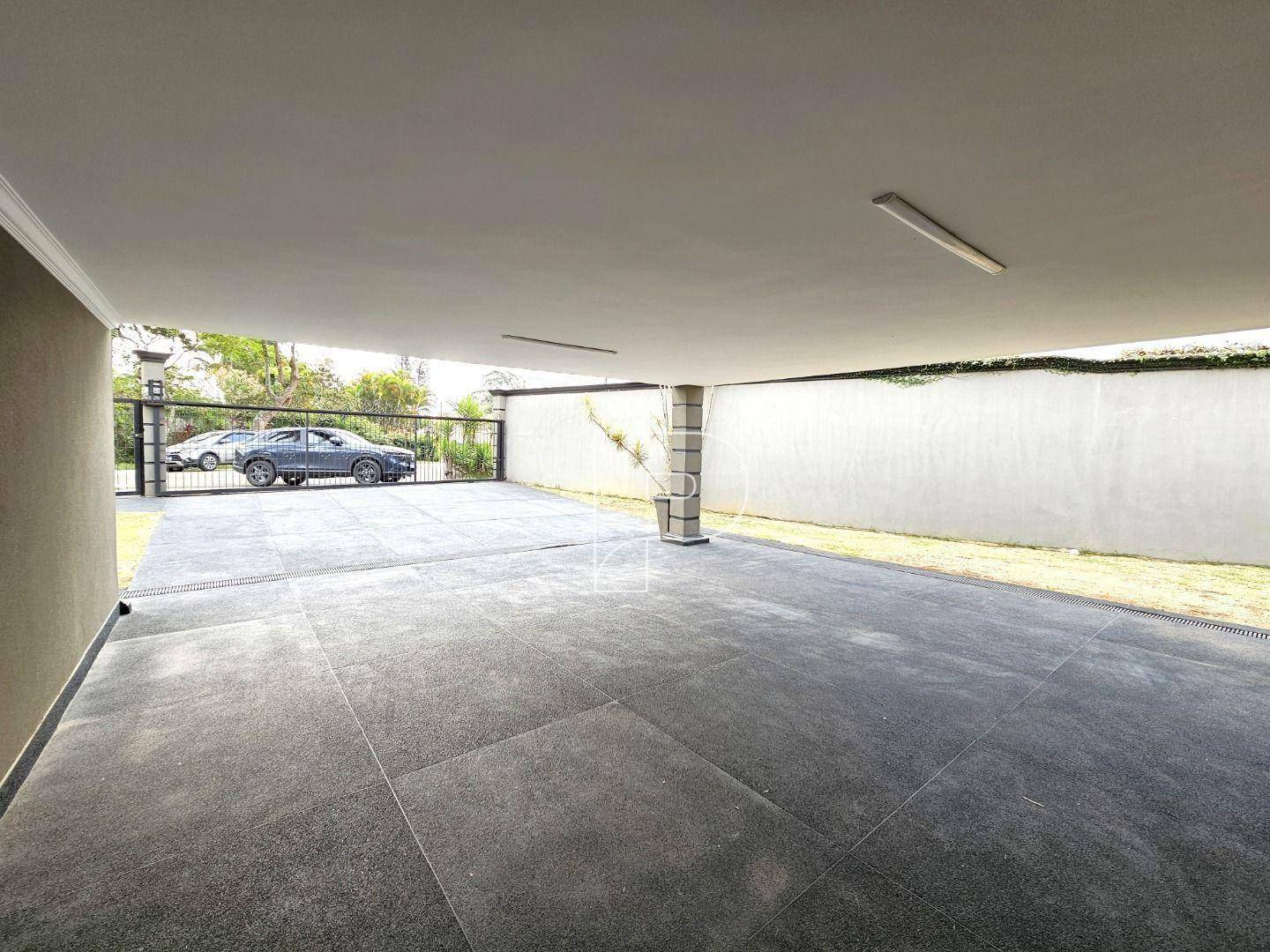 Casa de Condomínio à venda e aluguel com 5 quartos, 623m² - Foto 38