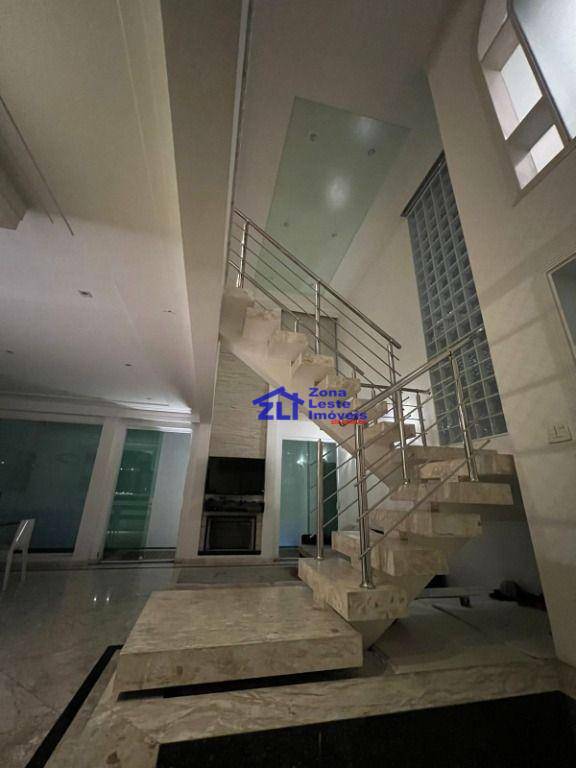 Sobrado à venda com 4 quartos, 350m² - Foto 65