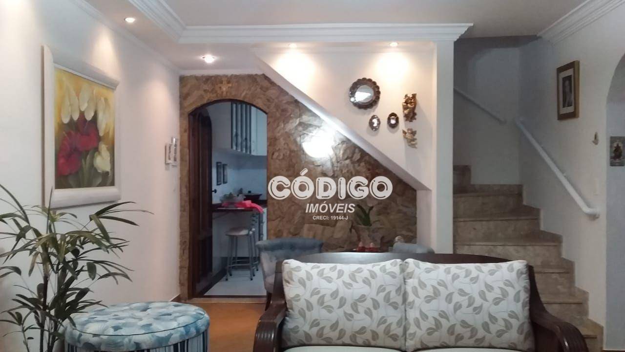 Sobrado à venda com 3 quartos, 86m² - Foto 4