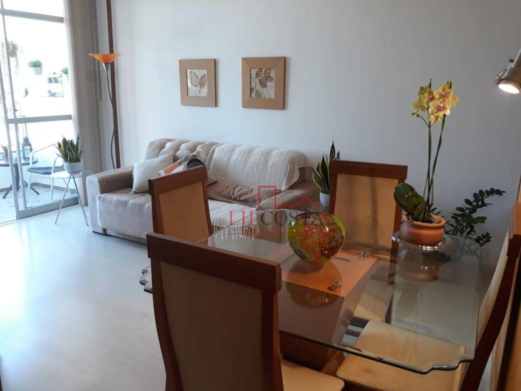 Apartamento à venda com 2 quartos, 80m² - Foto 1