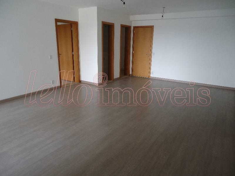 Apartamento para alugar com 3 quartos, 144m² - Foto 2