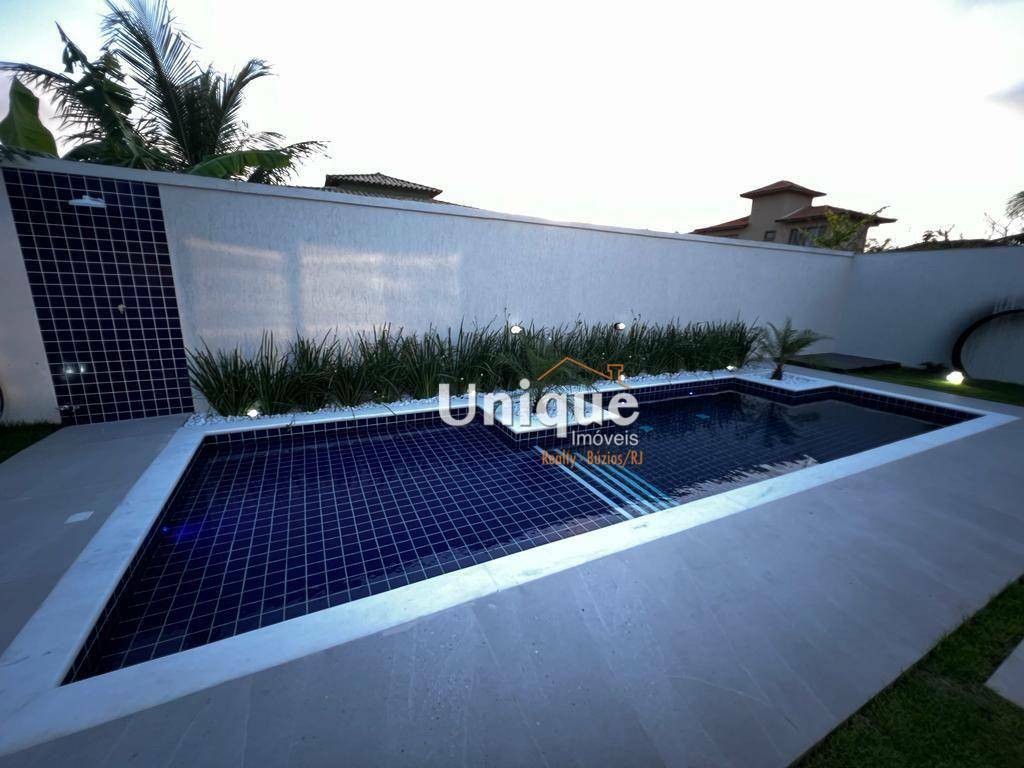 Casa de Condomínio à venda com 4 quartos, 209m² - Foto 24